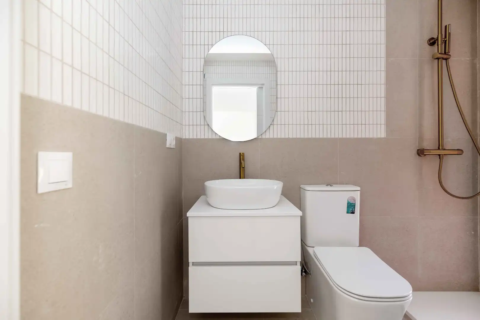 Baño de Apartamento en venta en Málaga con Aire acondicionado, Calefacción y Terraza