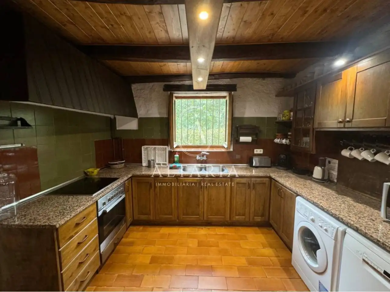Cuina de Finca rústica en venda en Anglès amb Calefacció, Jardí privat i Terrassa