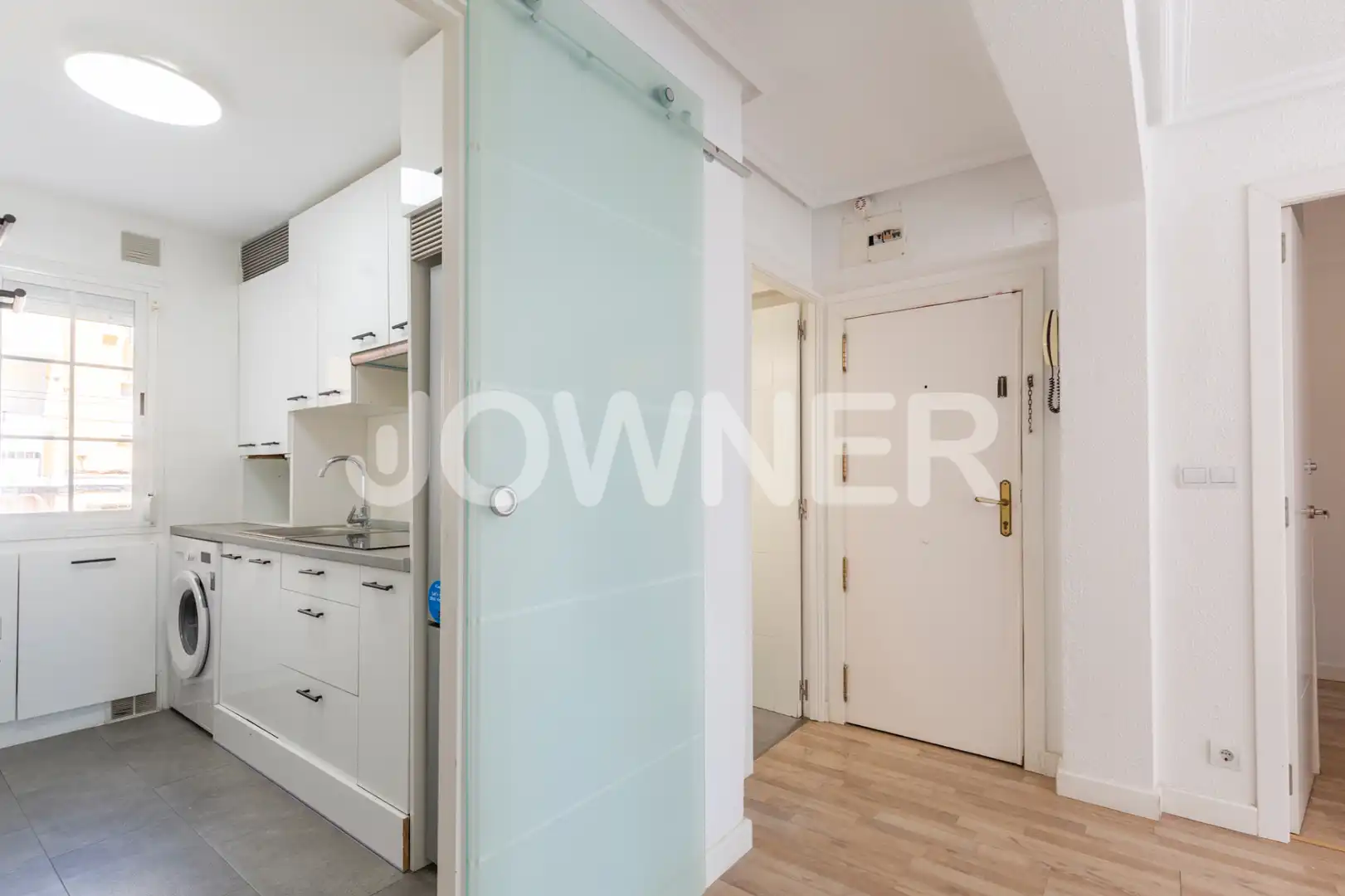Cocina de Piso de alquiler en Madrid con Amueblado, Lavadora y Microondas