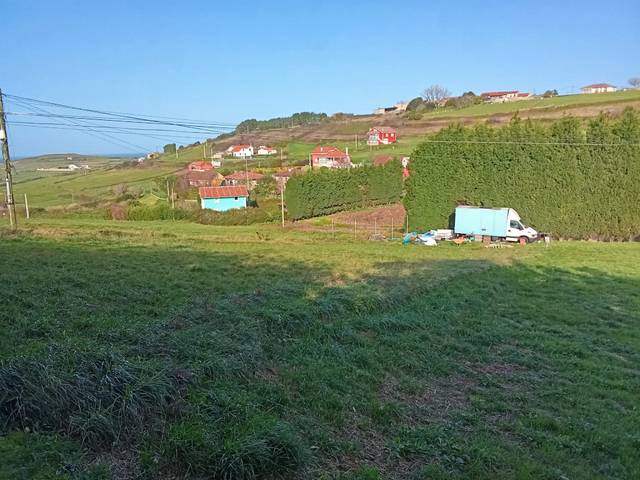 Terreno residencial en Venta en AS-328, 1814 en Verdicio - Bañugues - Cabo Peña