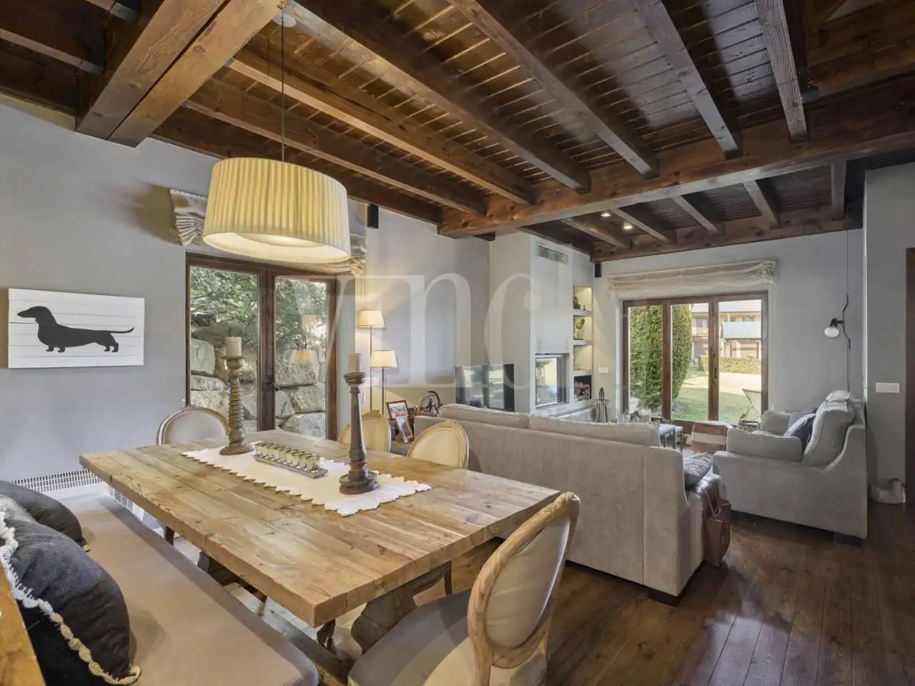 Sala d'estar de Casa adosada en venda en Isòvol amb Calefacció, Parquet i Terrassa