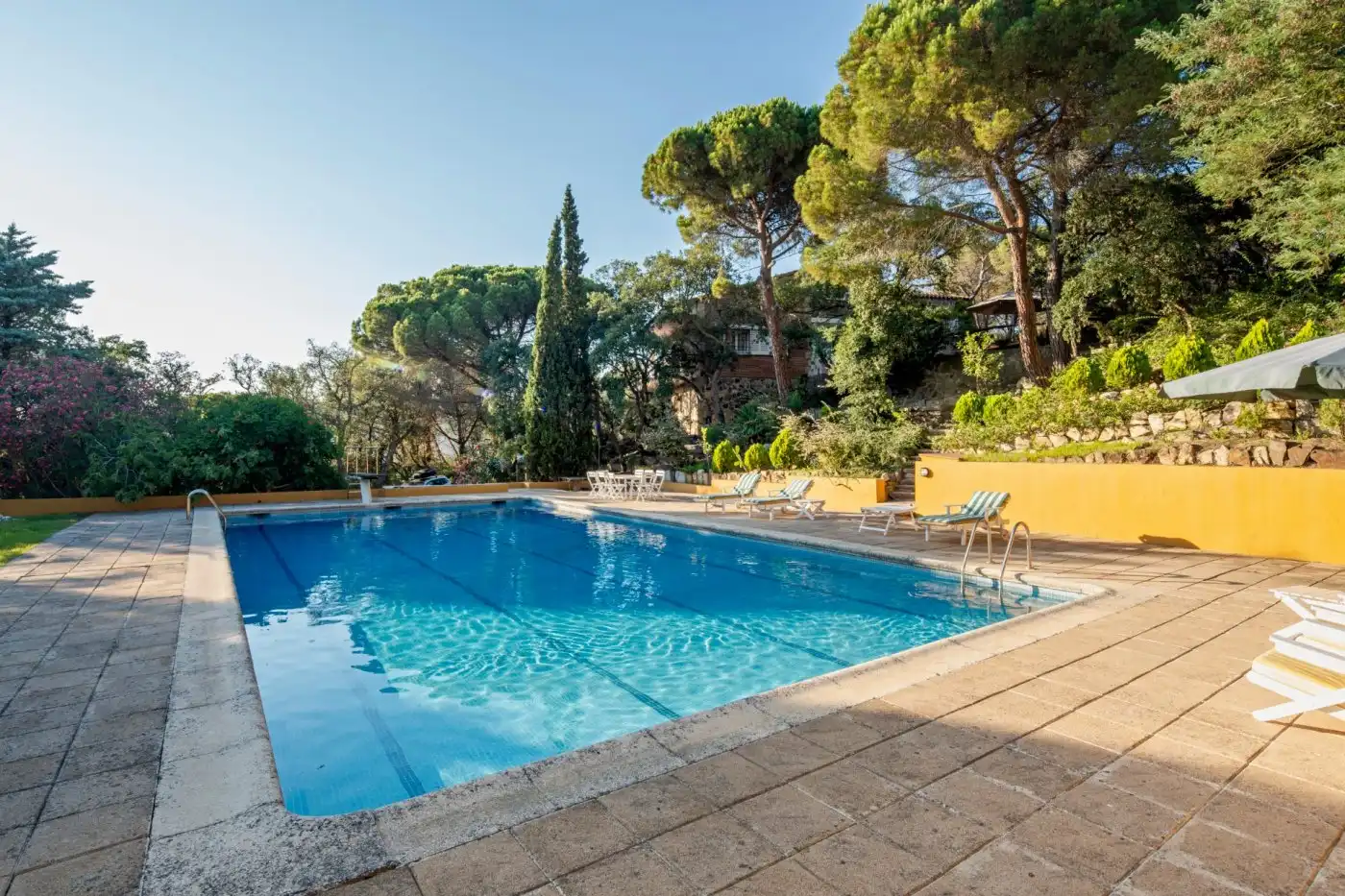 Piscina de Casa o chalet en venta en Castell d'Aro, Platja d'Aro i s'Agaró con Aire acondicionado, Jardín privado y Piscina