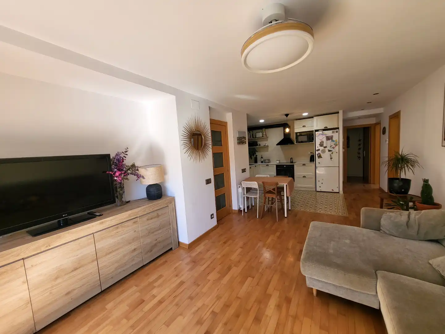Sala de estar de Piso de alquiler en Castelldefels con Aire acondicionado, Calefacción y Parquet