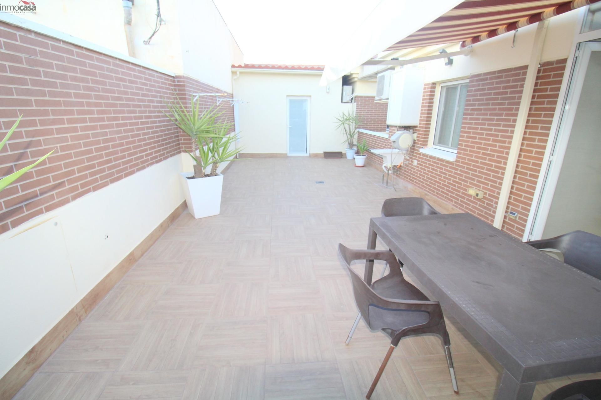 Terrassa de Àtic de lloguer en Churriana de la Vega amb Aire condicionat, Calefacció i Terrassa