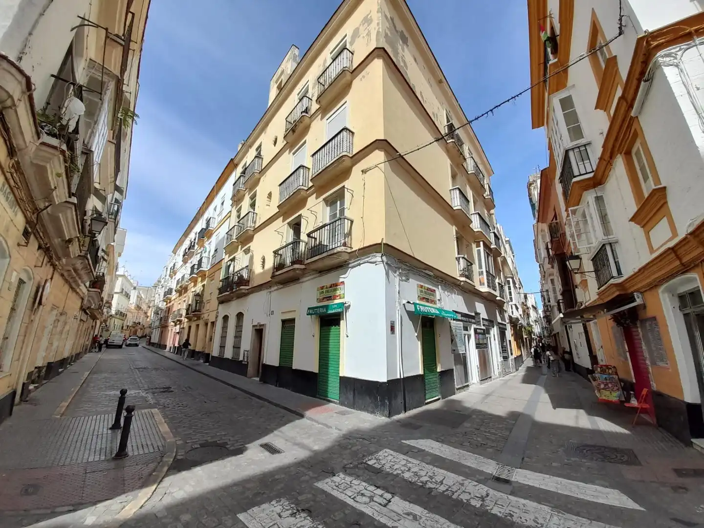 Exterior view of Ground floor for sale in  Cádiz Capital  with Air Conditioner