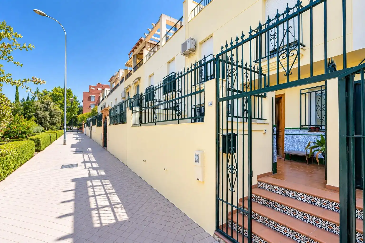 Vista exterior de Casa adosada en venta en Norte