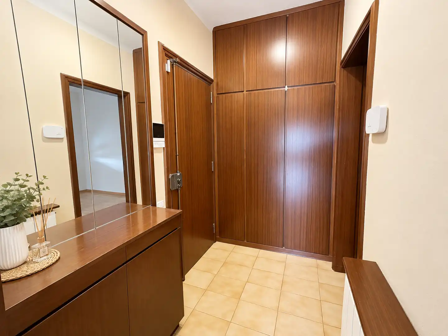 Flat with terrace for sale in Carrer de Josep Aparici, imagen 7