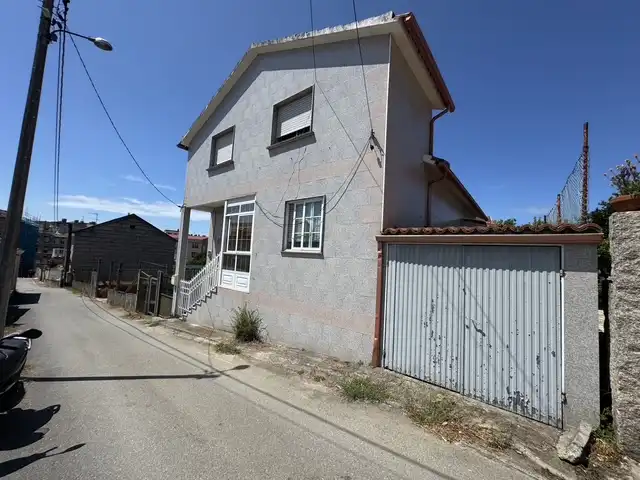 Casa amb terrassa en venda a Rúa Veiga Descalza 5, imagen 3