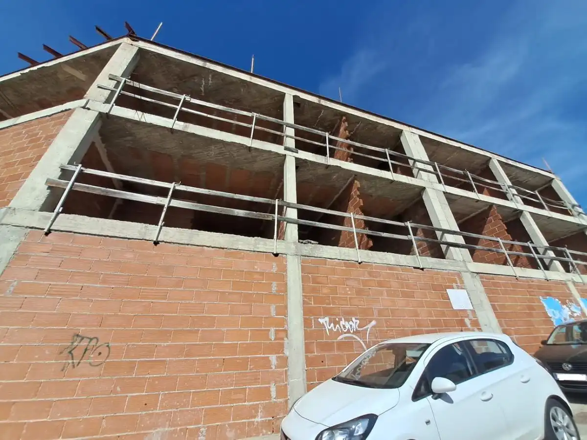 Vista exterior de Edificio en venta en Los Santos de la Humosa