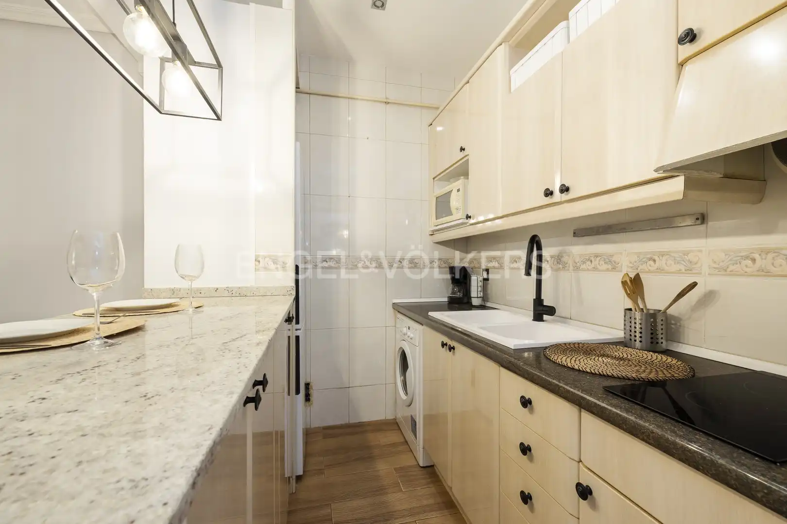 Cocina de Piso de alquiler en Madrid con Aire acondicionado, Calefacción y Amueblado