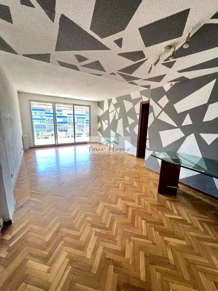 Sala de estar de Piso en venta en Torrejón de Ardoz con Parquet y Terraza