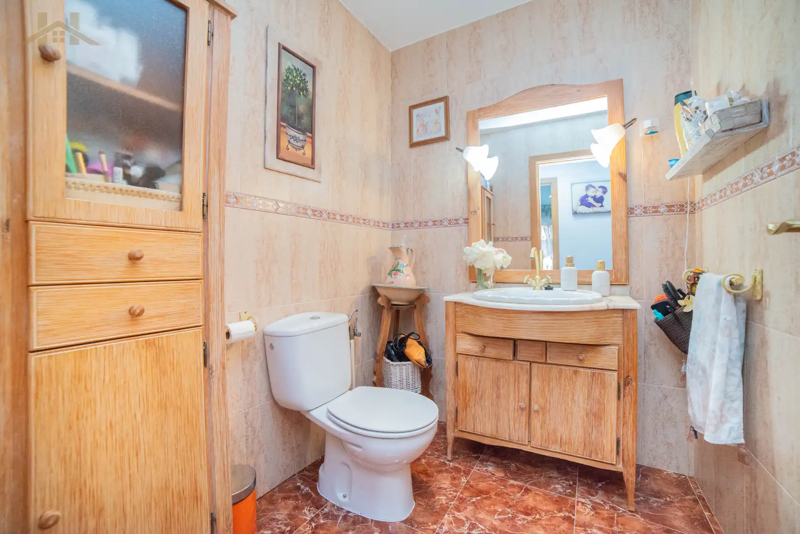 Badezimmer von Erdgeschoss zum Verkauf in Ciempozuelos mit Klimaanlage und Terrasse