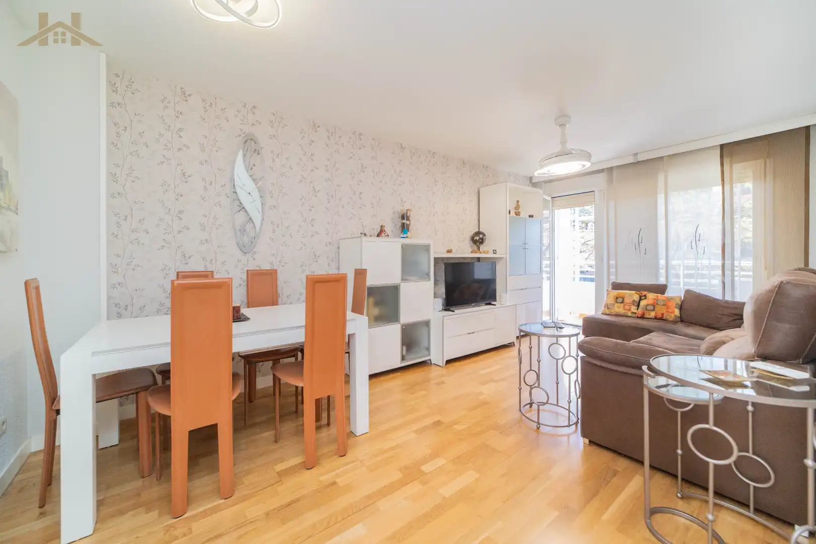 Living room of Flat for sale in Leganés  with Air Conditioner, Heating and Terrace