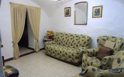 Sala d'estar de Casa o xalet en venda en Arroyo de la Luz