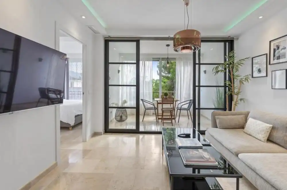 Sala d'estar de Apartament de lloguer en Nueva Andalucía