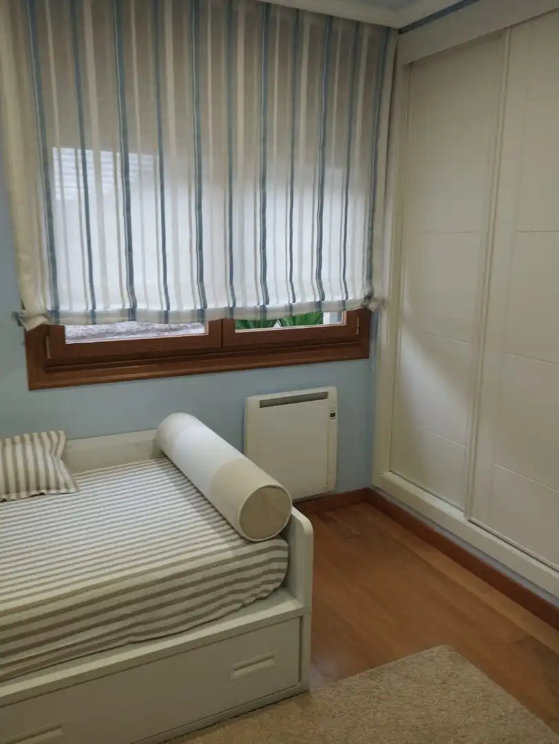 Bedroom of Houses for rent in Sanxenxo  with Air Conditioner, Private garden and Terrace