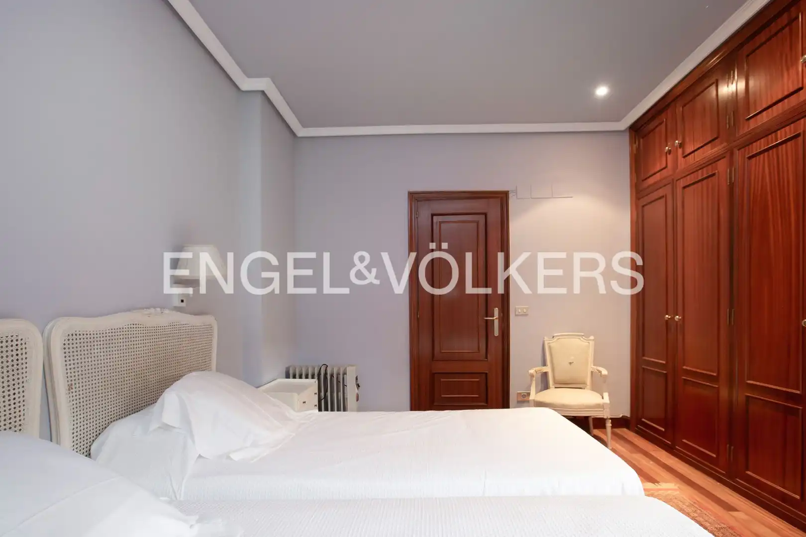 Habitación de Piso en venta en Getxo  con Calefacción, Jardín privado y Parquet