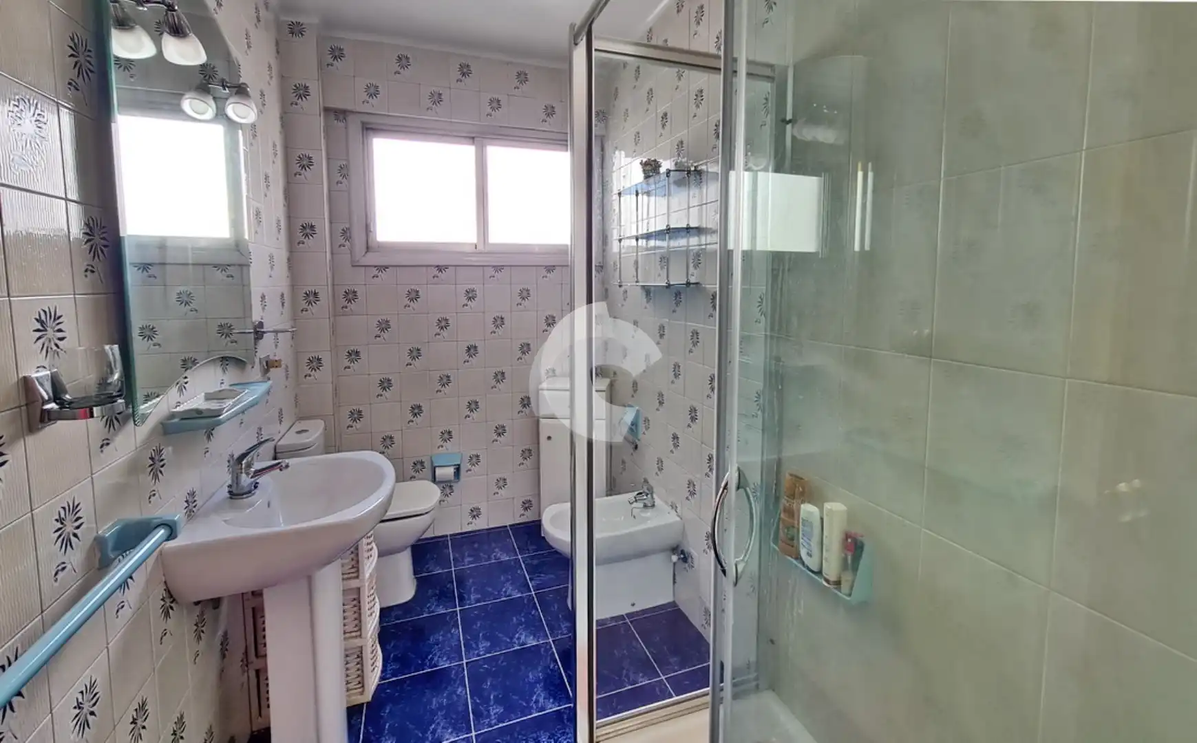 Bathroom of Flat for sale in Vigo   with Heating, Furnished and Balcony