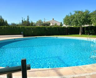 Piscina de Apartament de lloguer en Gandia amb Aire condicionat, Terrassa i Moblat