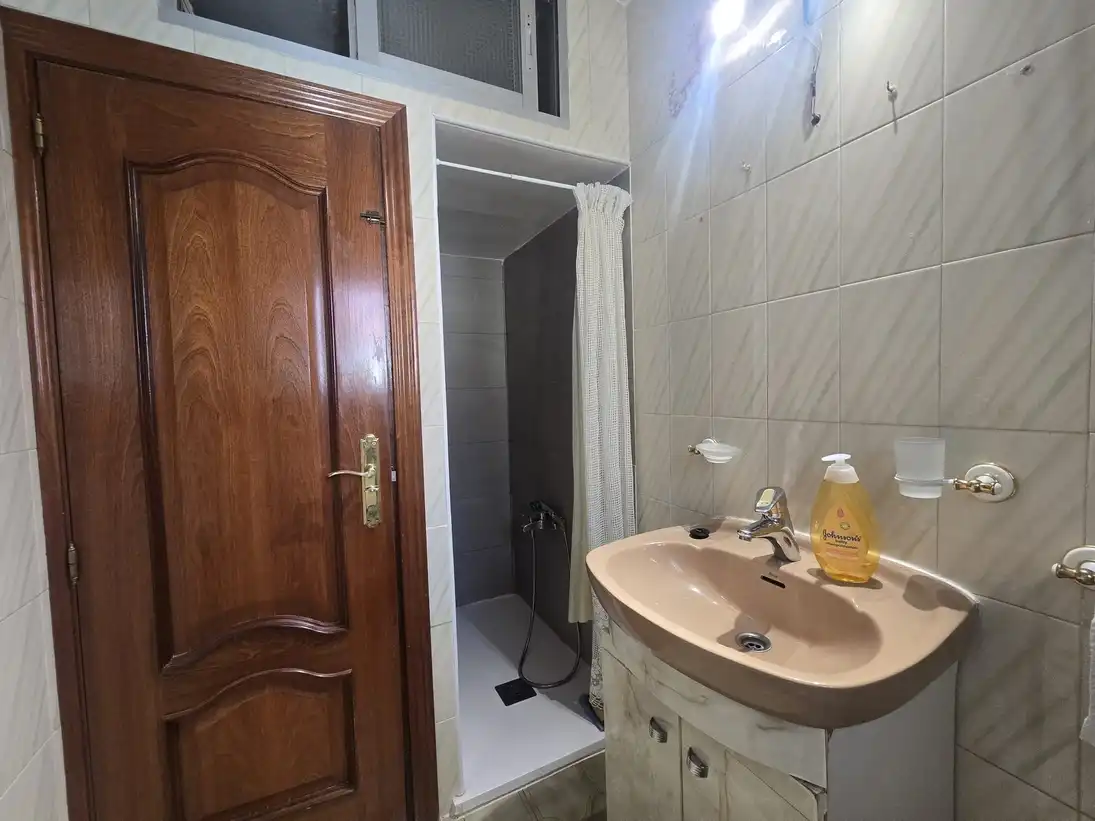 Baño de Piso en venta en Madrid con Aire acondicionado, Calefacción y Alarma