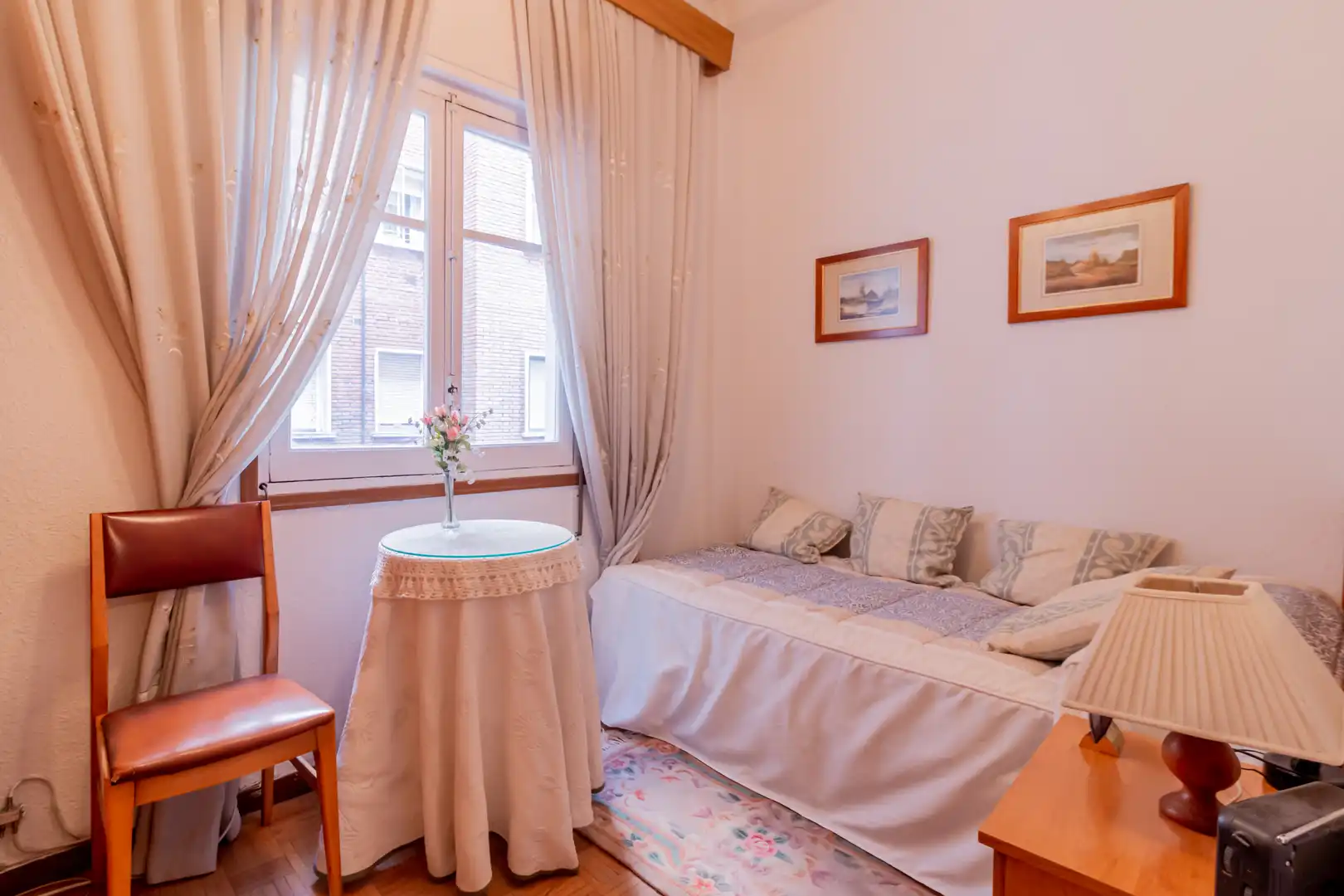 Dormitori de Pis en venda en  Madrid Capital amb Terrassa