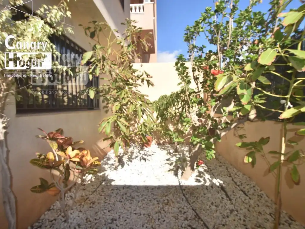 Jardín de Casa adosada de alquiler en Granadilla de Abona con Calefacción, Jardín privado y Balcón