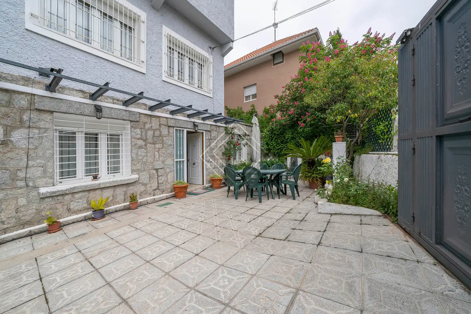 Terraza de Casa adosada en venta en Madrid