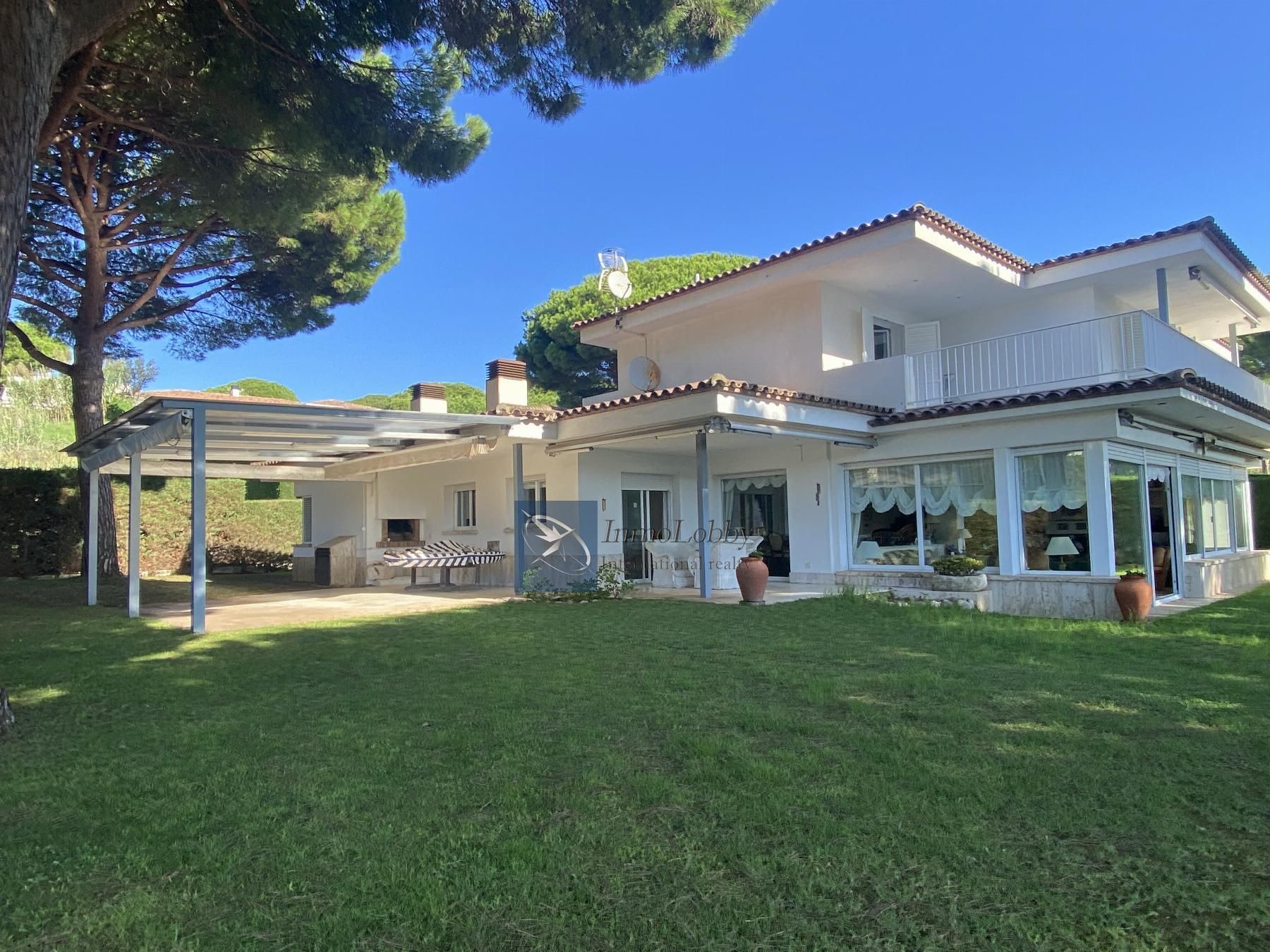 Jardí de Casa o xalet en venda en Castell-Platja d'Aro amb Aire condicionat, Calefacció i Terrassa