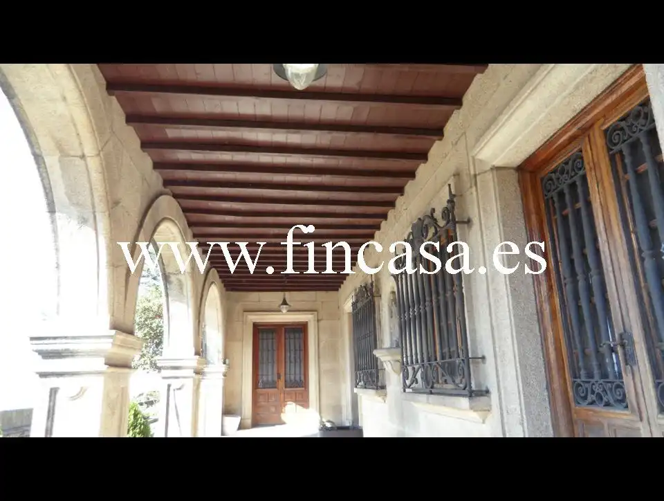Houses for sale in Vigo   with Private garden, Parquet flooring and Terrace