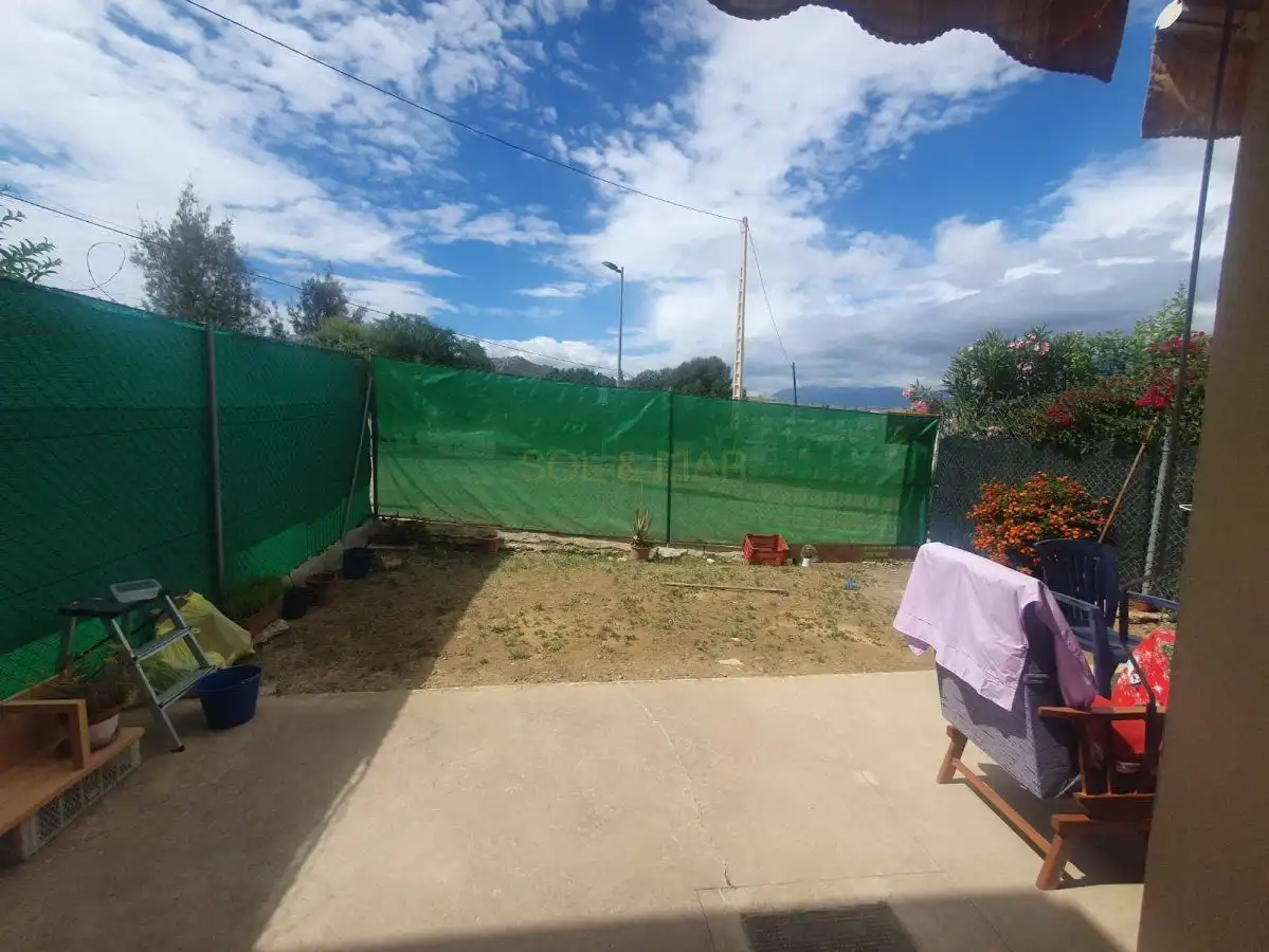 Casa amb piscina en venda a Virgen de los Reyes, imagen 4