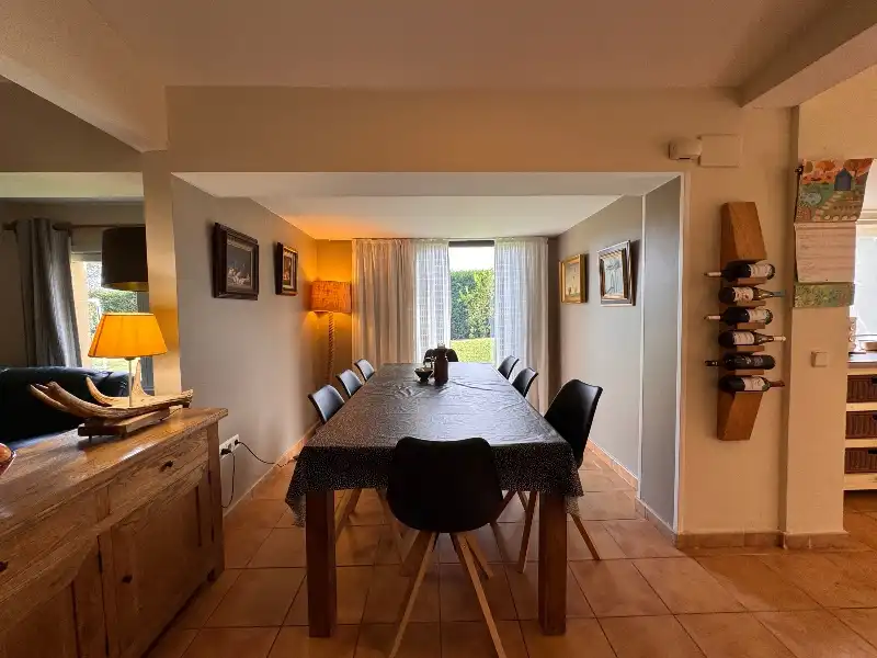 Comedor de Finca rústica en venta en Ullastret con Aire acondicionado, Calefacción y Jardín privado