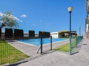 Piscina de Pis de lloguer en Las Gabias amb Piscina i Balcó