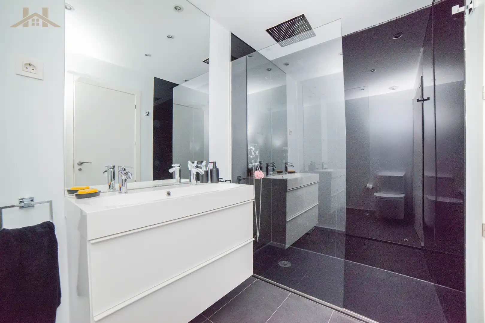 Baño de Casa o chalet en venta en Arroyomolinos (Madrid) con Calefacción, Jardín privado y Terraza