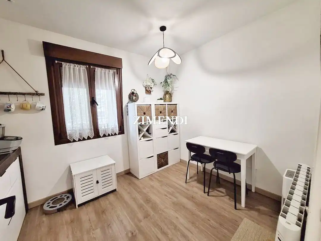 Bedroom of Flat for sale in Durango  with Heating, Storage room and Furnished