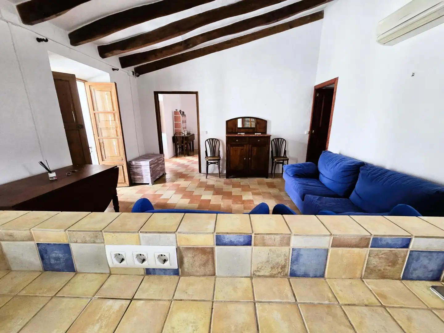 Sala d'estar de Casa o xalet en venda en Calvià amb Calefacció, Jardí privat i Terrassa