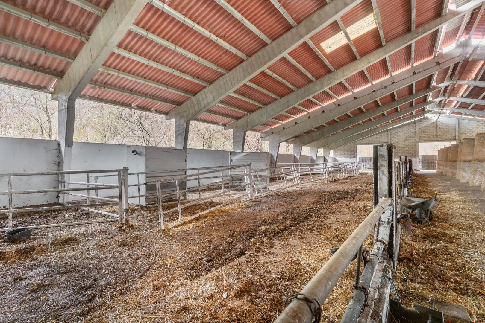 Vista exterior de Local en venta en Caso con Amueblado