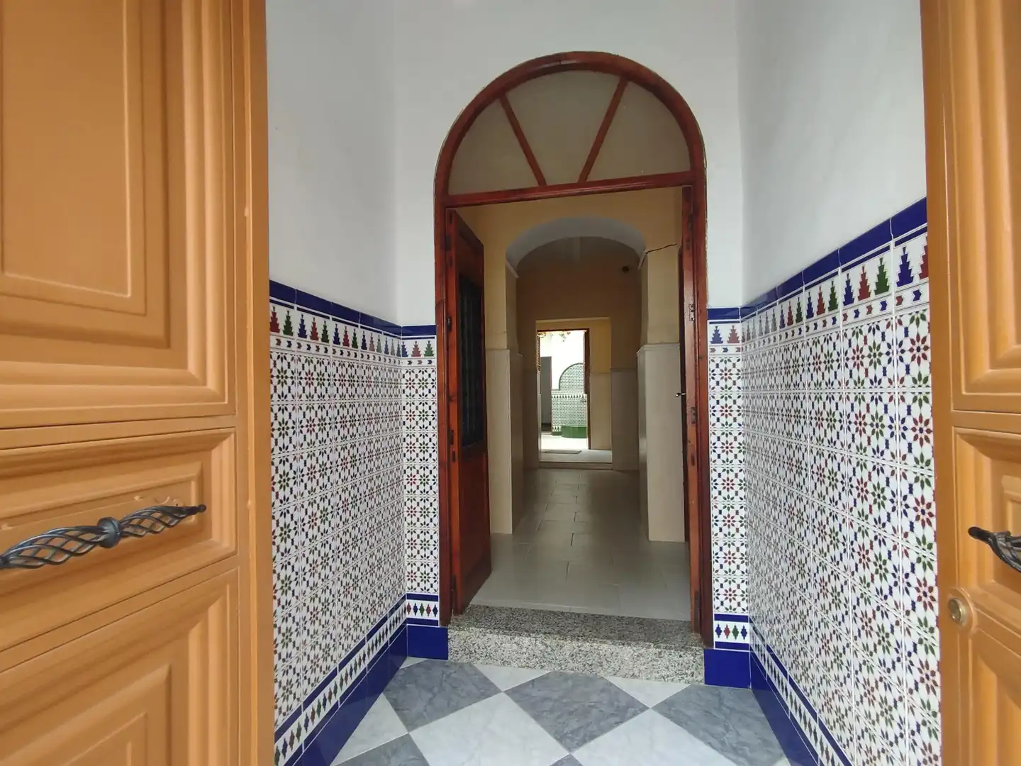 Casa con terraza en venta en Nueva Alcalá, imagen 2