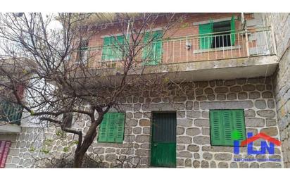 Exterior view of House or chalet for sale in El Hoyo de Pinares   with Private garden and Terrace