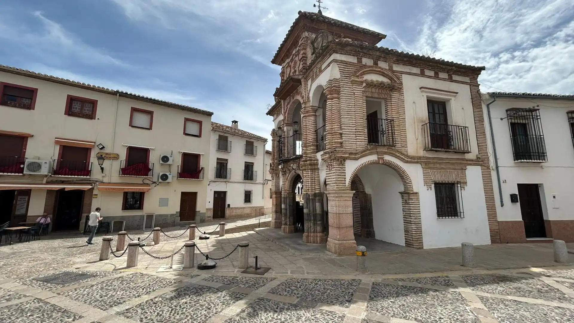 Außenansicht von Haus oder Chalet zum Verkauf in Antequera mit Terrasse und Balkon
