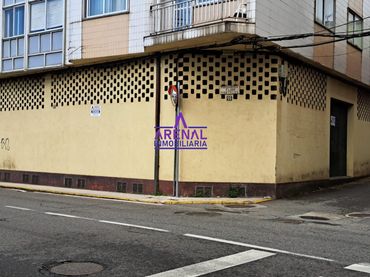 Local comercial en venta en A Pobra do Caramiñal
