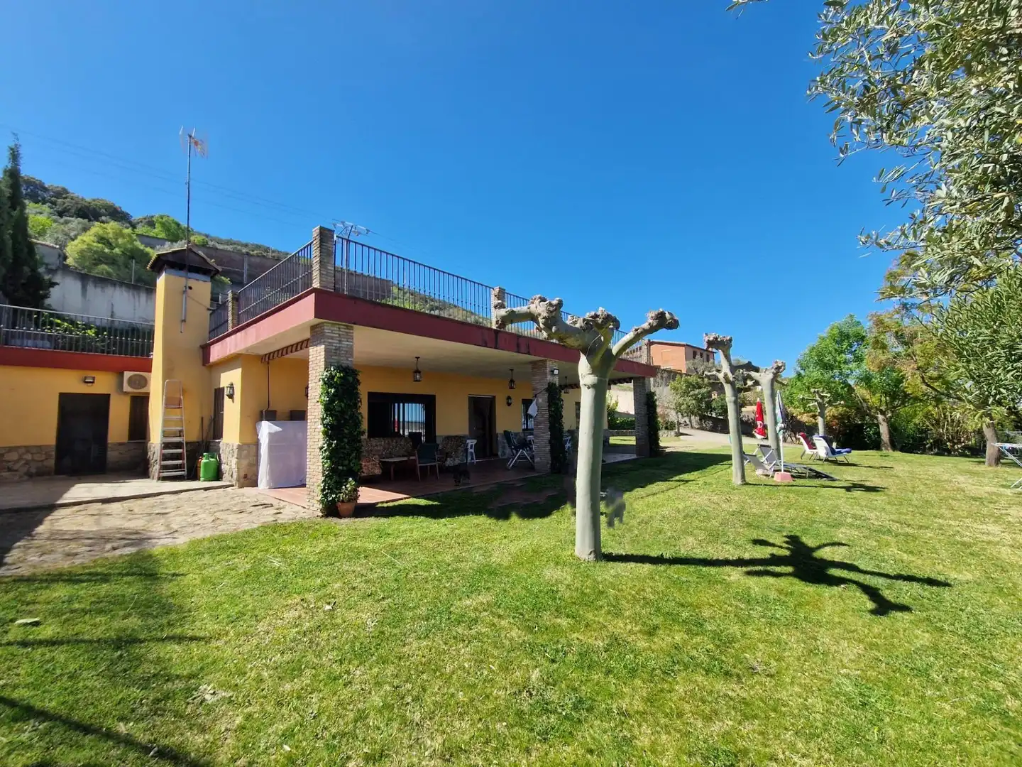 Garden of Houses for sale in Plasencia  with Air Conditioner, Private garden and Terrace