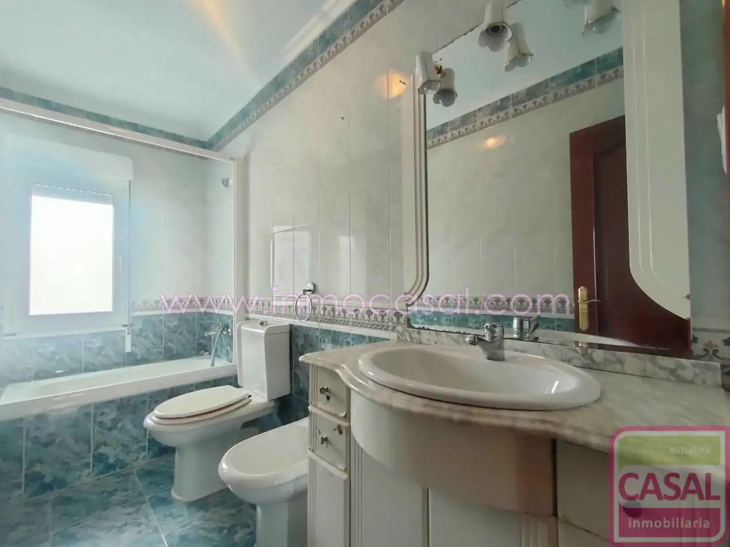 Baño de Piso en venta en Castrillón con Calefacción y Terraza