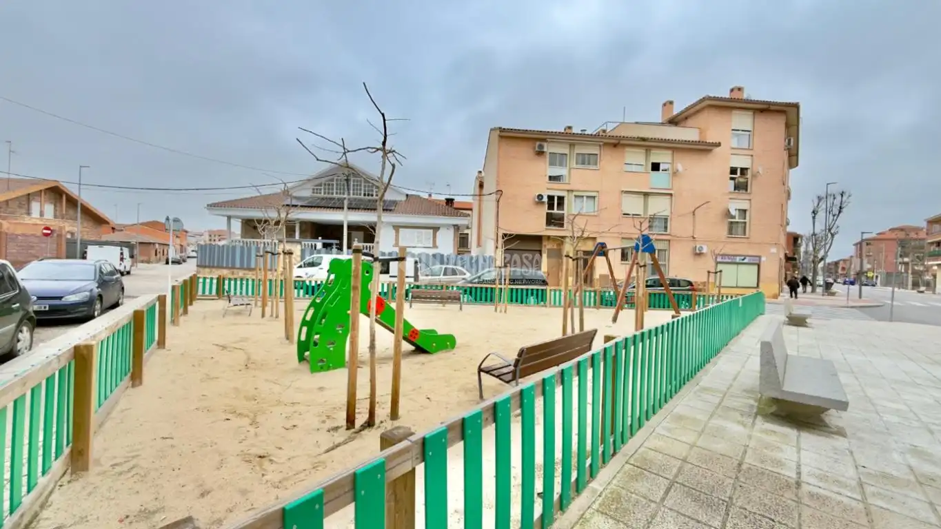 Parking de Piso en venta en Fuensalida con Calefacción y Parquet
