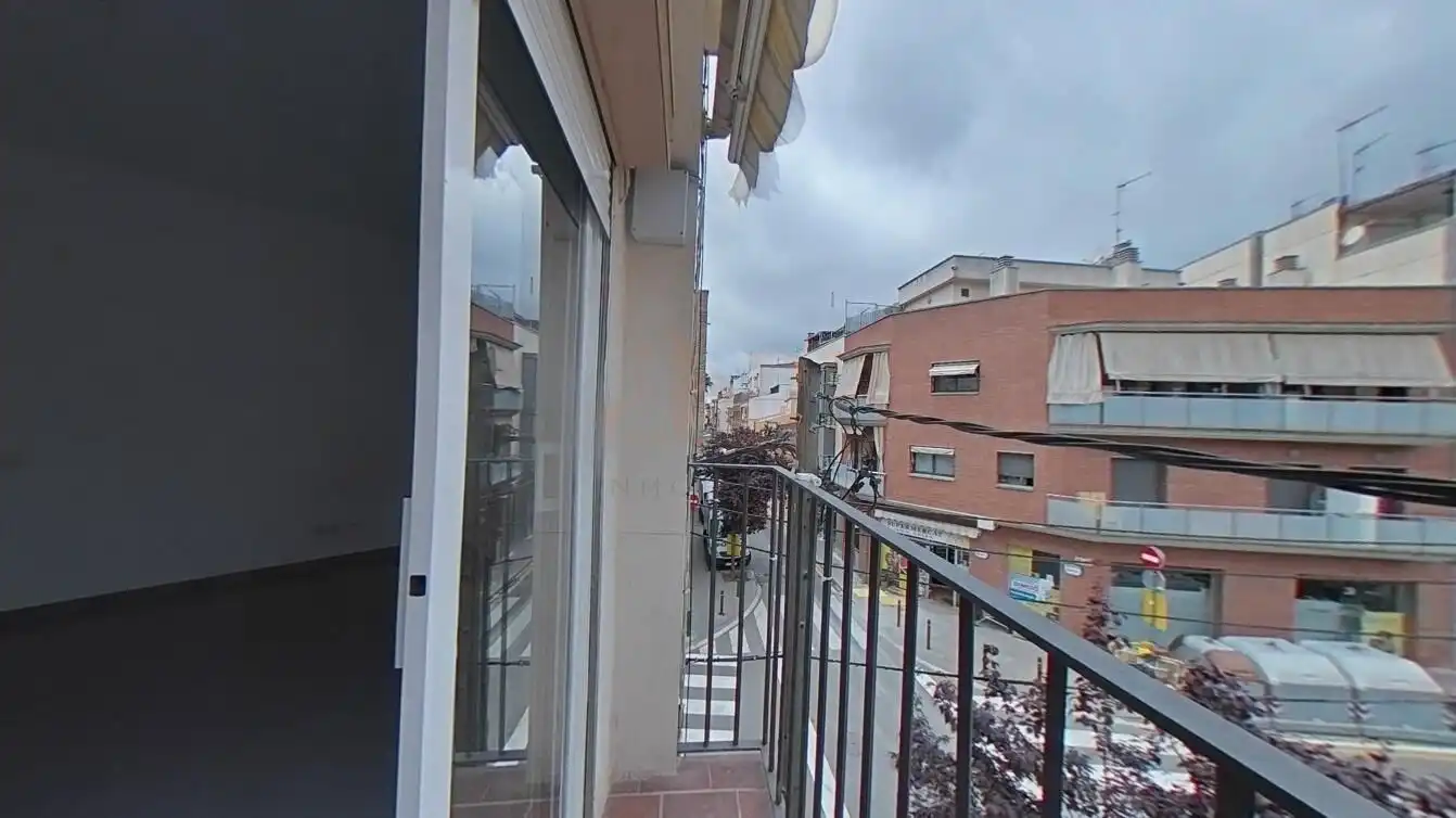 Pis en venda a Calle PERE MASALLACH 34, imagen 2