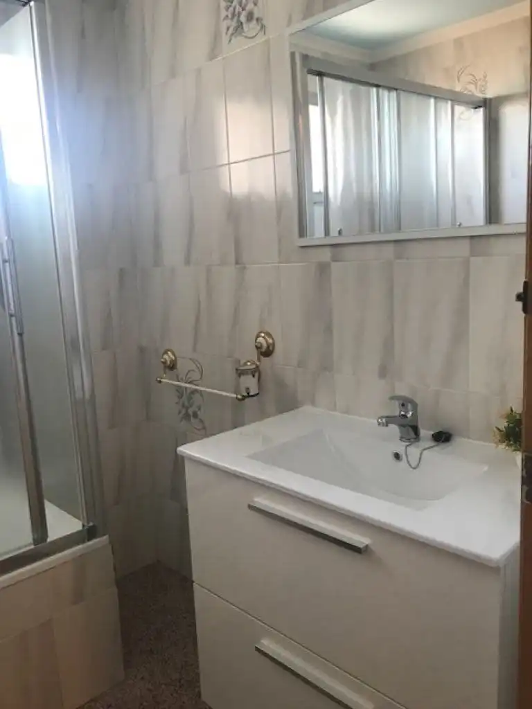 Flat for rent in Avenida de la universidad, 38, Altabix