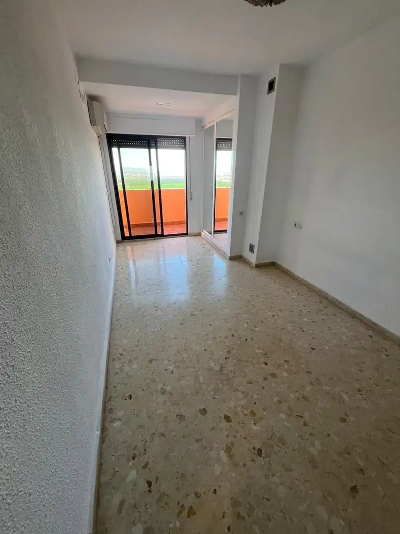 Casa aparellada amb terrassa en venda a Sierra Perenchiza - Cumbres de Calicanto - Sto Domingo, imagen 21