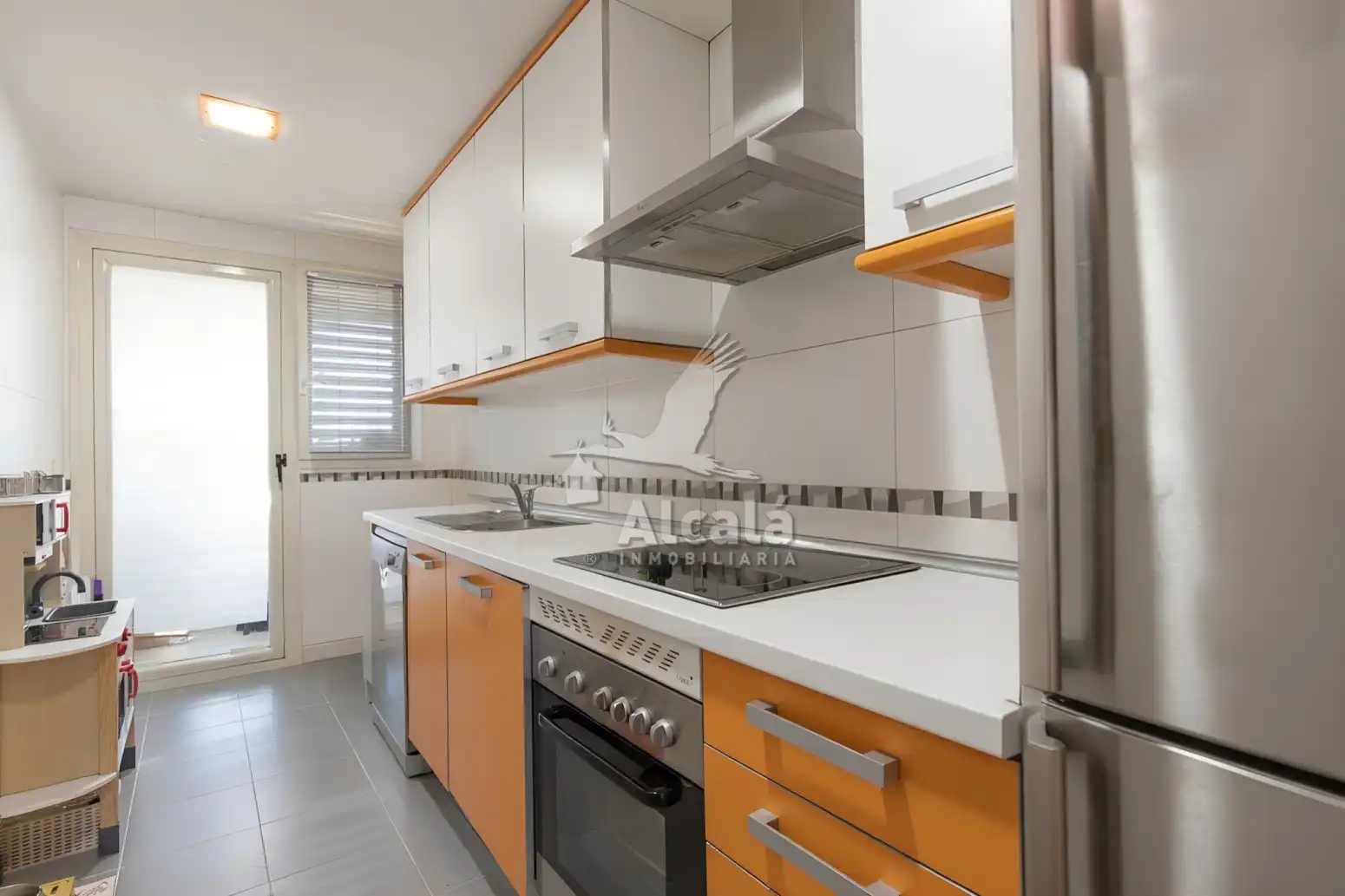 Küche von Wohnung zum Verkauf in Alcalá de Henares mit Klimaanlage, Heizung und Privatgarten