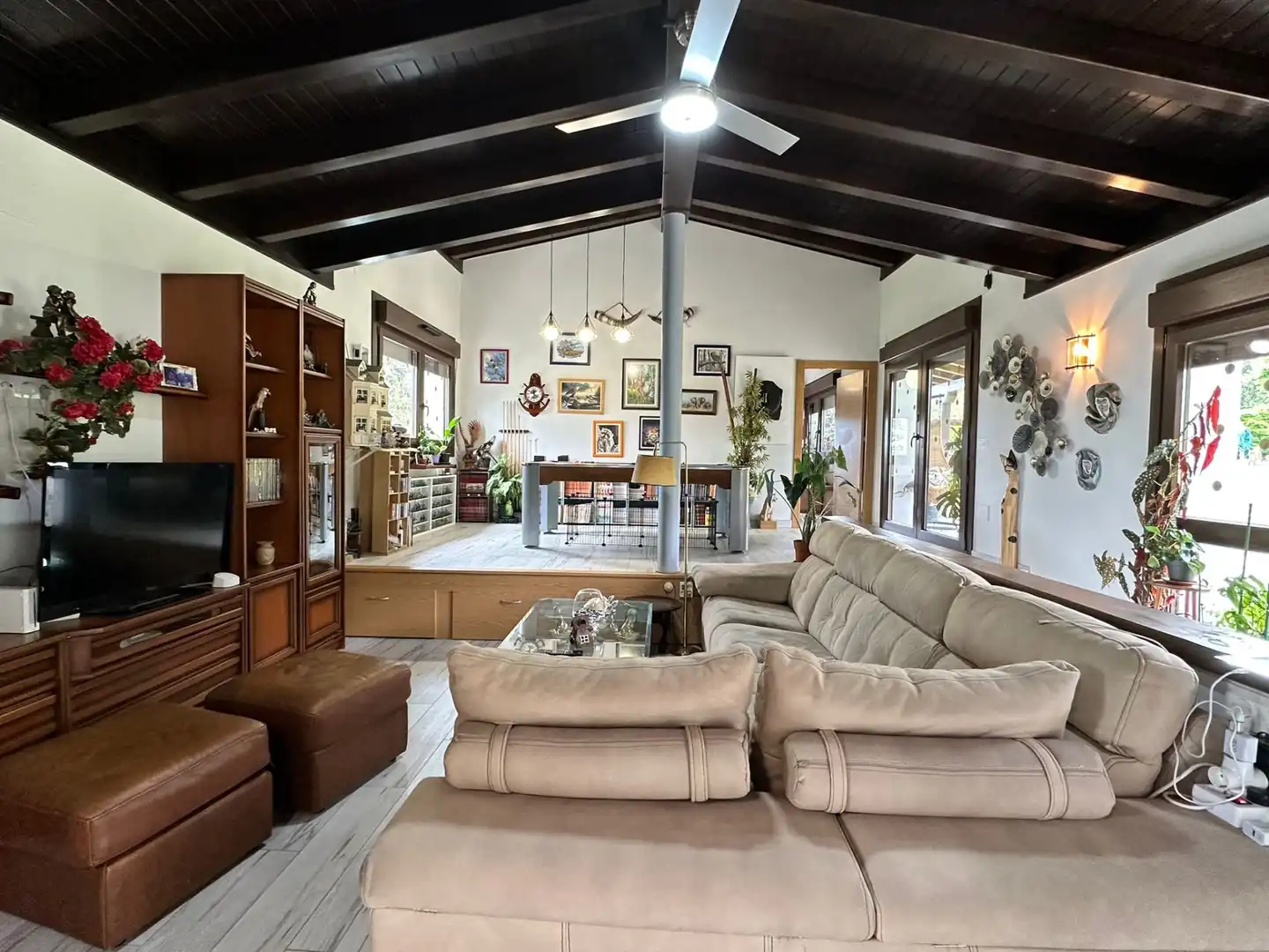 Sala de estar de Casa o chalet en venta en Llanes con Calefacción, Jardín privado y Terraza