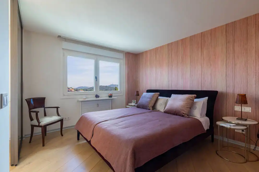 Habitación de Piso en venta en Donostia - San Sebastián  con Calefacción y Alarma