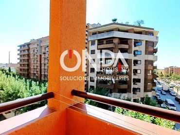 Flat with balcony for sale in DR FLEMING
